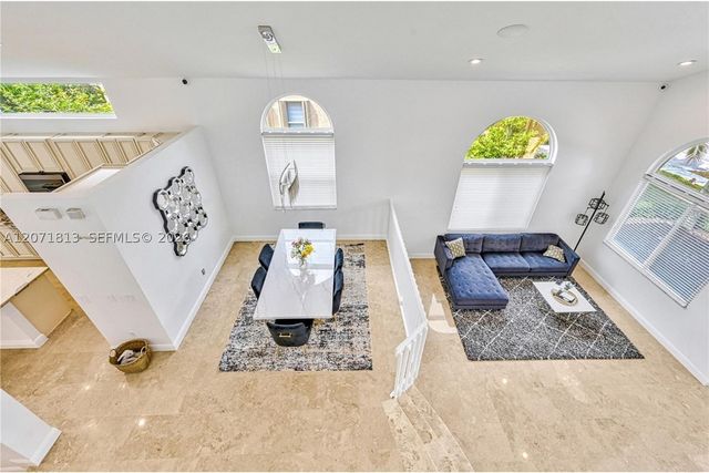 1500 SW 171st Ter, Pembroke Pines, FL 33027