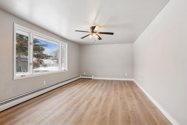 1482 COMMANCHE AVENUE, Green Bay, WI 54313