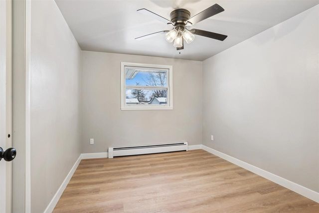 1482 COMMANCHE AVENUE, Green Bay, WI 54313