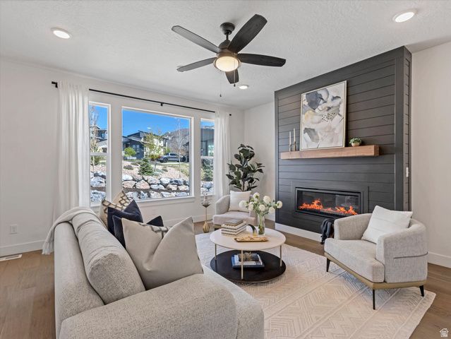 2357 E GLACIAL PEAK DR, Draper, UT 84020