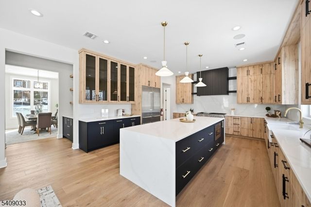 11 Homestead Ter, Livingston Twp., NJ 07039