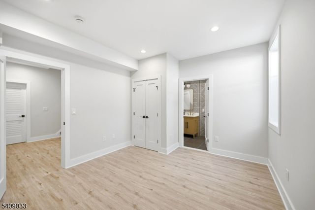 11 Homestead Ter, Livingston Twp., NJ 07039