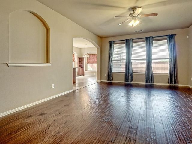 4561 Grassy Glen Drive, Fort Worth, TX 76244