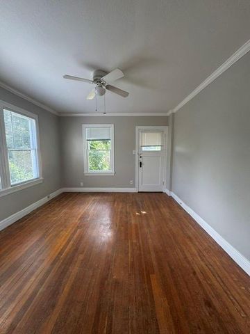 902 E 43rd ST, Austin, TX 78751
