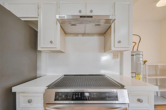 1614 Ridgewood Street, Houston, TX 77006
