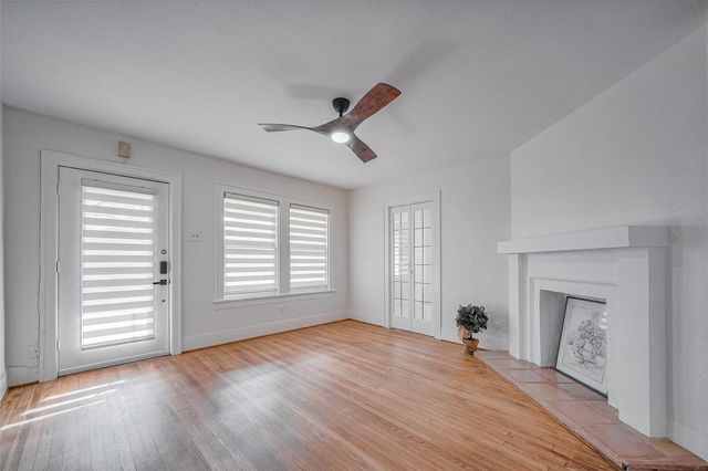1614 Ridgewood Street, Houston, TX 77006