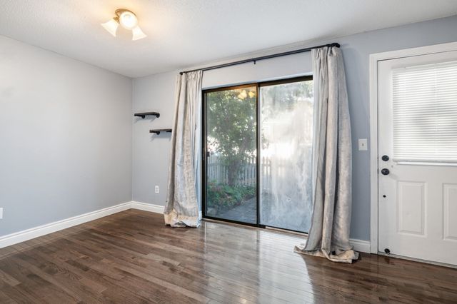 129 Lowell Street 4, Peabody, MA 01960