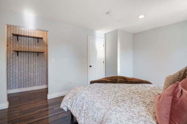 129 Lowell Street 4, Peabody, MA 01960