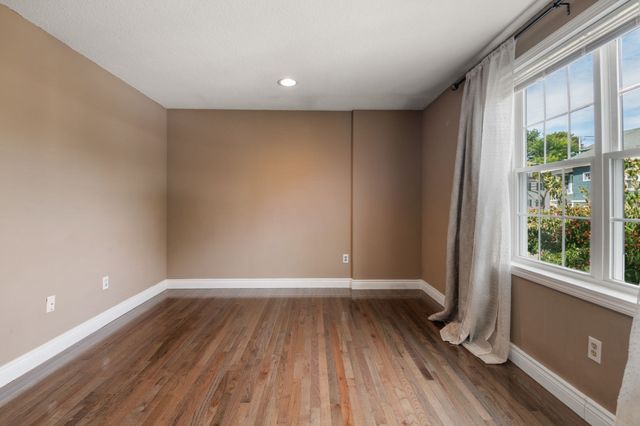 129 Lowell Street 4, Peabody, MA 01960