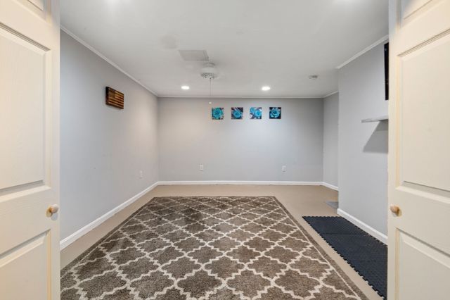129 Lowell Street 4, Peabody, MA 01960