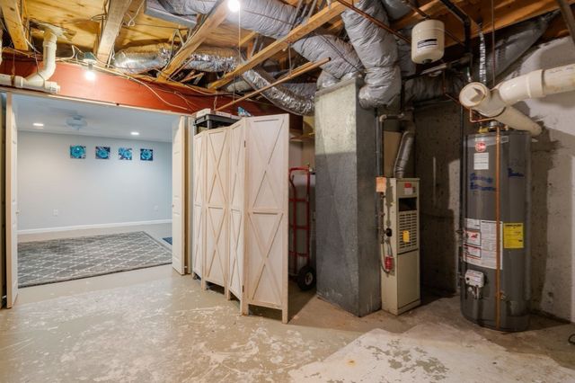 129 Lowell Street 4, Peabody, MA 01960