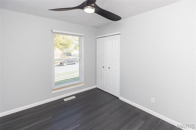 2766 Chalet Hill Drive, St Louis, MO 63129