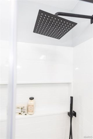 2766 Chalet Hill Drive, St Louis, MO 63129