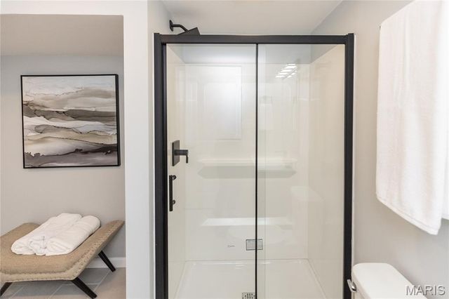 2766 Chalet Hill Drive, St Louis, MO 63129