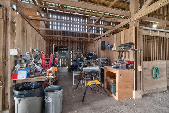 5100 Walnut Meadow Road, Paint Lick, KY 40461