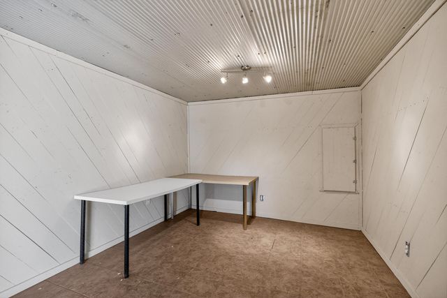 5100 Walnut Meadow Road, Paint Lick, KY 40461