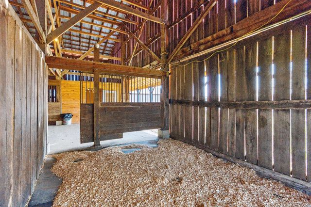 5100 Walnut Meadow Road, Paint Lick, KY 40461