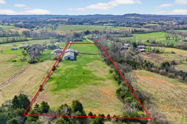 5100 Walnut Meadow Road, Paint Lick, KY 40461