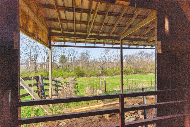 5100 Walnut Meadow Road, Paint Lick, KY 40461