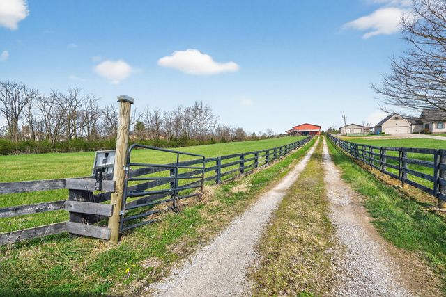 5100 Walnut Meadow Road, Paint Lick, KY 40461