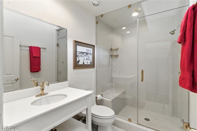 7988 Harbour Towne Avenue, Las Vegas, NV 89113