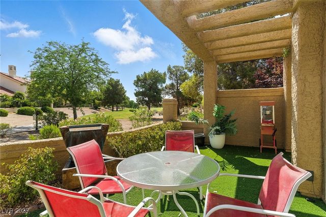 7988 Harbour Towne Avenue, Las Vegas, NV 89113