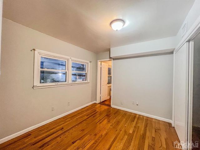 124 washington Avenue, Carteret, NJ 07008