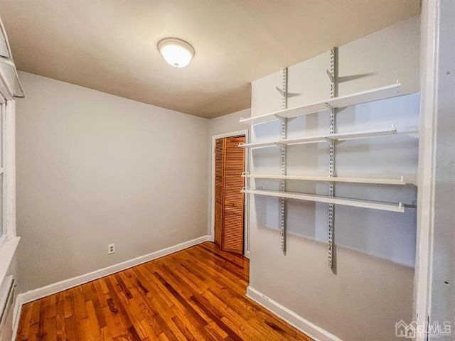 124 washington Avenue, Carteret, NJ 07008