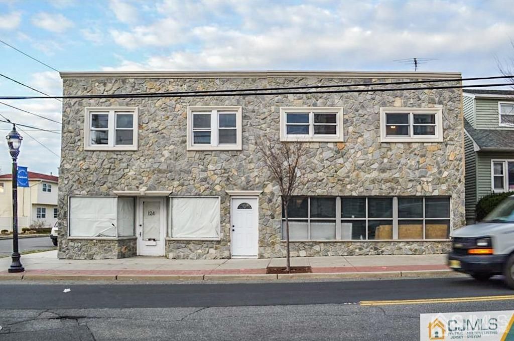 124 washington Avenue, Carteret, NJ 07008