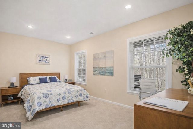 7303-A HAYFIELD RD, Alexandria, VA 22315