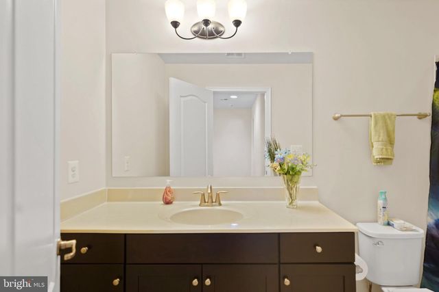 7303-A HAYFIELD RD, Alexandria, VA 22315