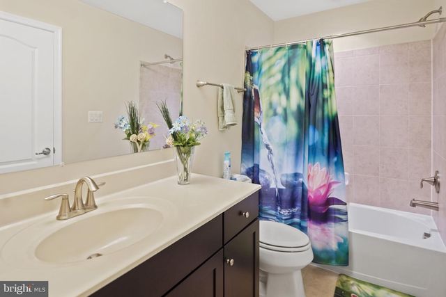 7303-A HAYFIELD RD, Alexandria, VA 22315