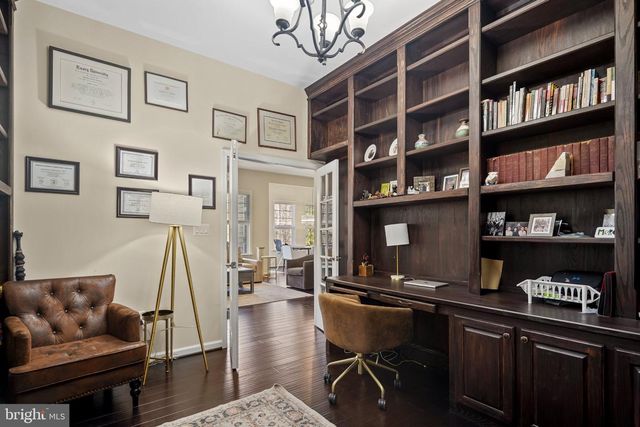 7303-A HAYFIELD RD, Alexandria, VA 22315