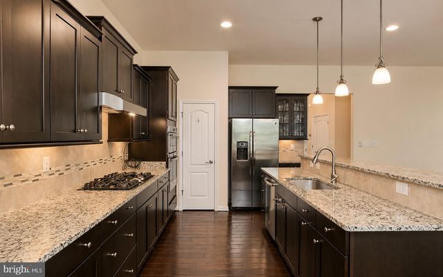 7303-A HAYFIELD RD, Alexandria, VA 22315