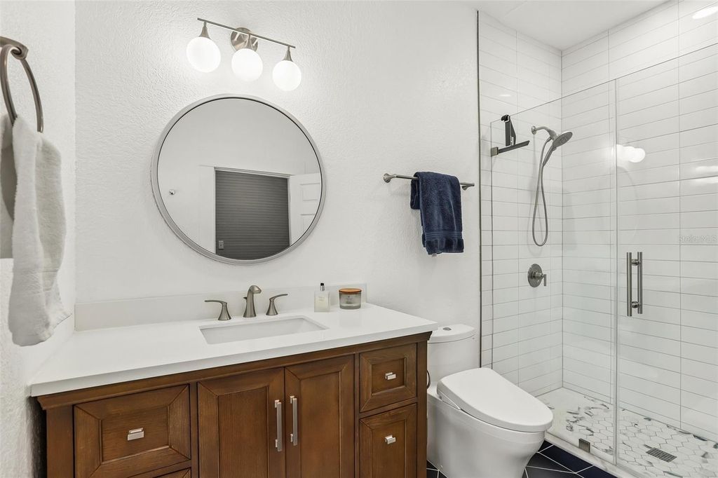 Image 19 of property listing at 2126 W BEACH STREET, Tampa, FL 33607