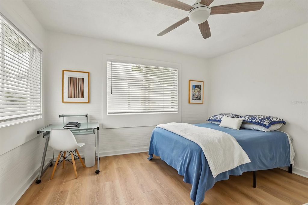 Image 26 of property listing at 2126 W BEACH STREET, Tampa, FL 33607