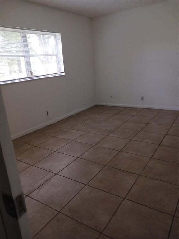 7605 W Atlantic Boulevard 106, Margate, FL 33063