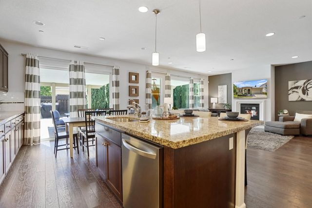 801 N Museo Dr, Mountain House, CA 95391