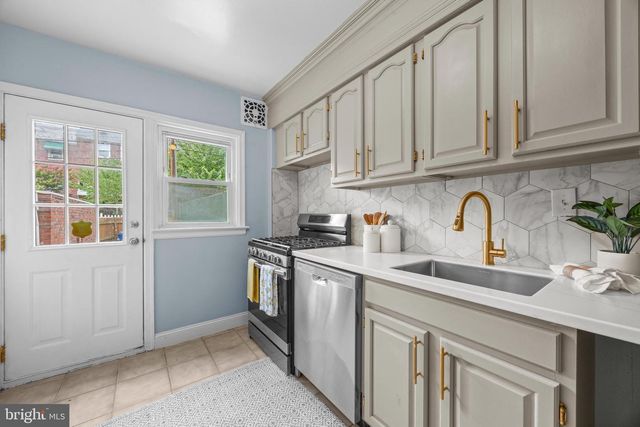 3906 YOLANDO RD, Baltimore, MD 21218