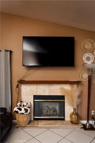 13868 Lexus Lane, Fontana, CA 92335