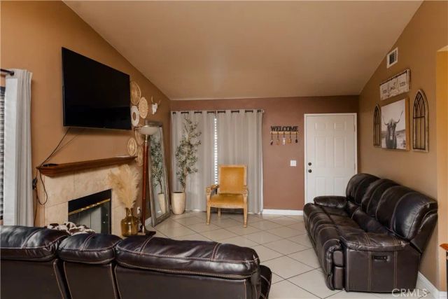 13868 Lexus Lane, Fontana, CA 92335