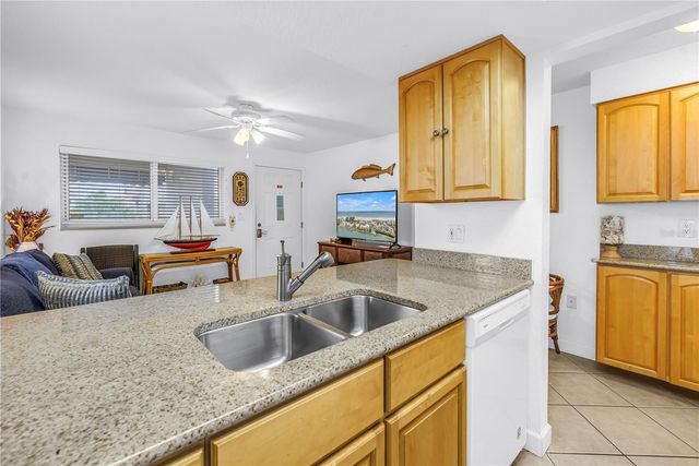 10265 GULF BOULEVARD B315, St Petersburg, FL 33706