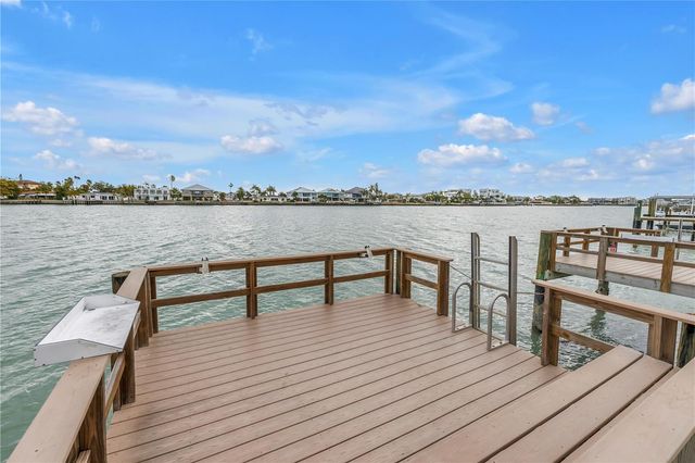10265 GULF BOULEVARD B315, St Petersburg, FL 33706