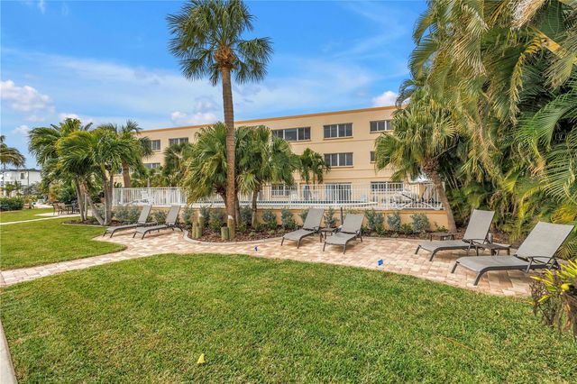 10265 GULF BOULEVARD B315, St Petersburg, FL 33706