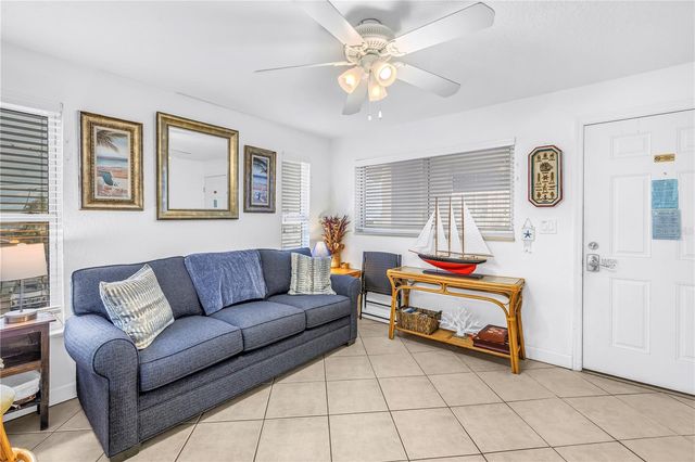 10265 GULF BOULEVARD B315, St Petersburg, FL 33706