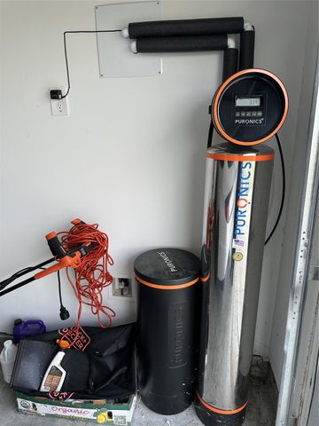 4330 N Kircher Park Lane N, Fulshear, TX 77441