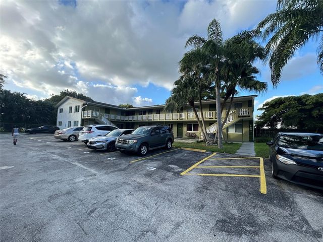 6601 SW 46th Street 201, Davie, FL 33314