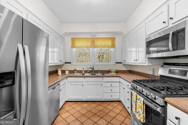 407 East College Street, Bowdon, GA 30108