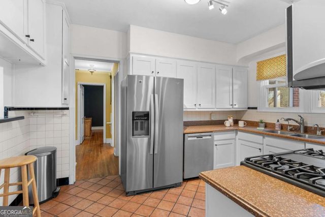 407 East College Street, Bowdon, GA 30108