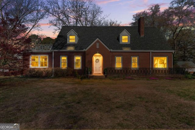 407 East College Street, Bowdon, GA 30108